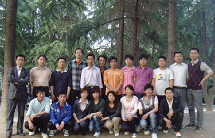 弘揚(yáng)企業(yè)文化，鑄就一流團(tuán)隊(duì)！
